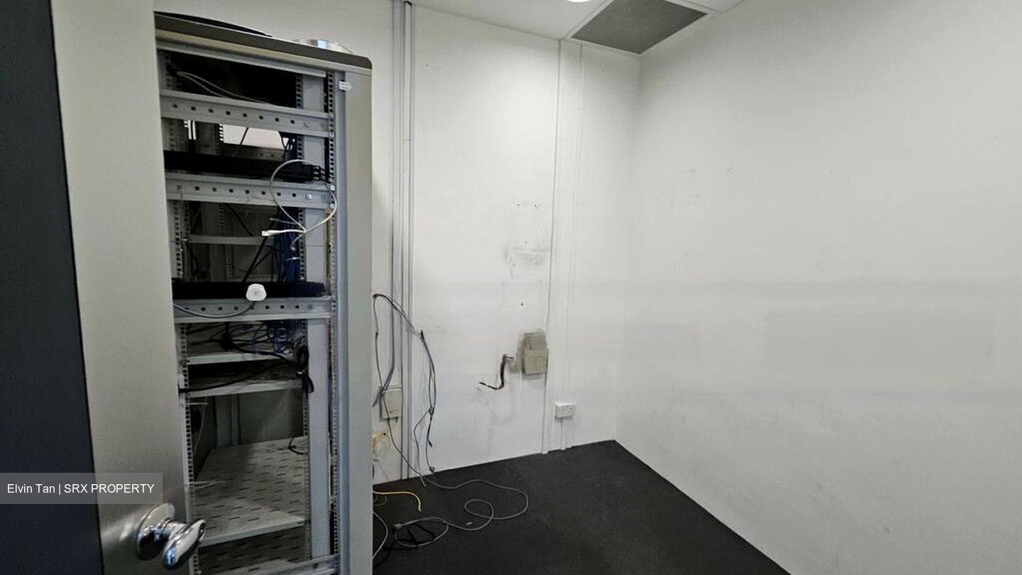 Ncm Industrial Building (D21), Office #503223571